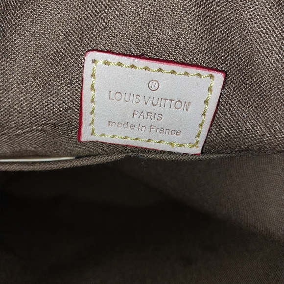 Luxury NWT Brown Monogram Crossbody Bag - Picture 6 of 13